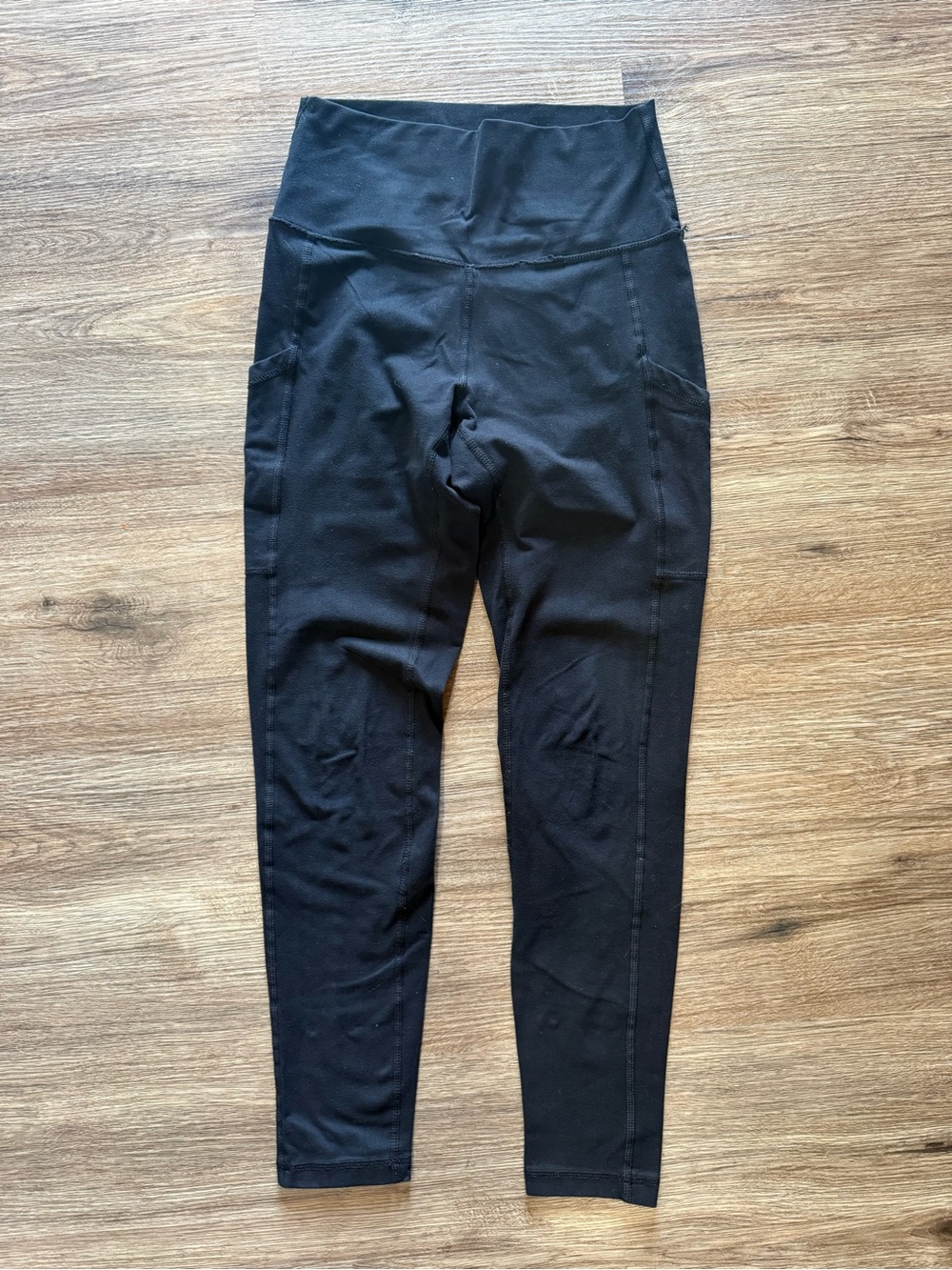 Aerie Black Performance Leggings with Subtle Logo